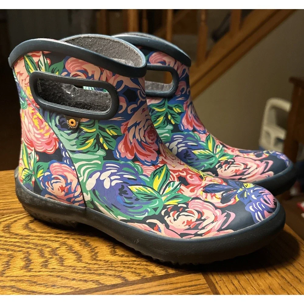 BOGS Women's Patch Ankle Rose‎ Garden Floral Waterproof Boots Size 6